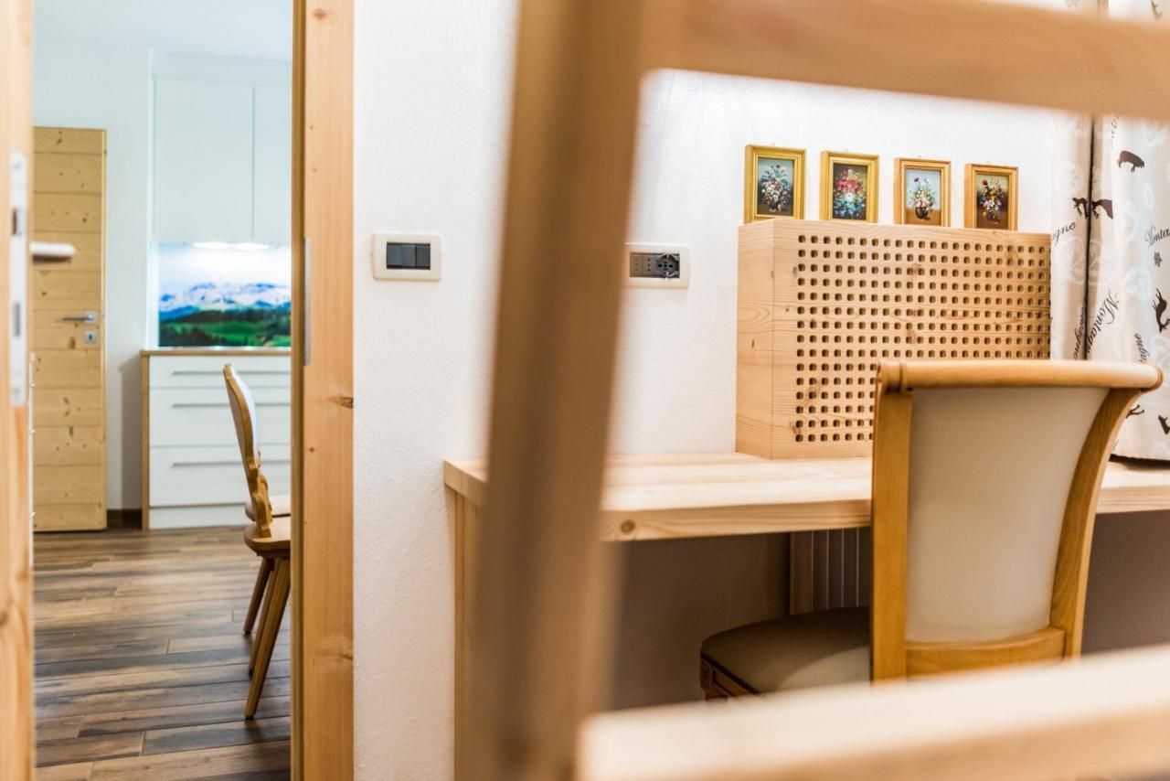 Apartment Rainer Urtijëi Buitenkant foto